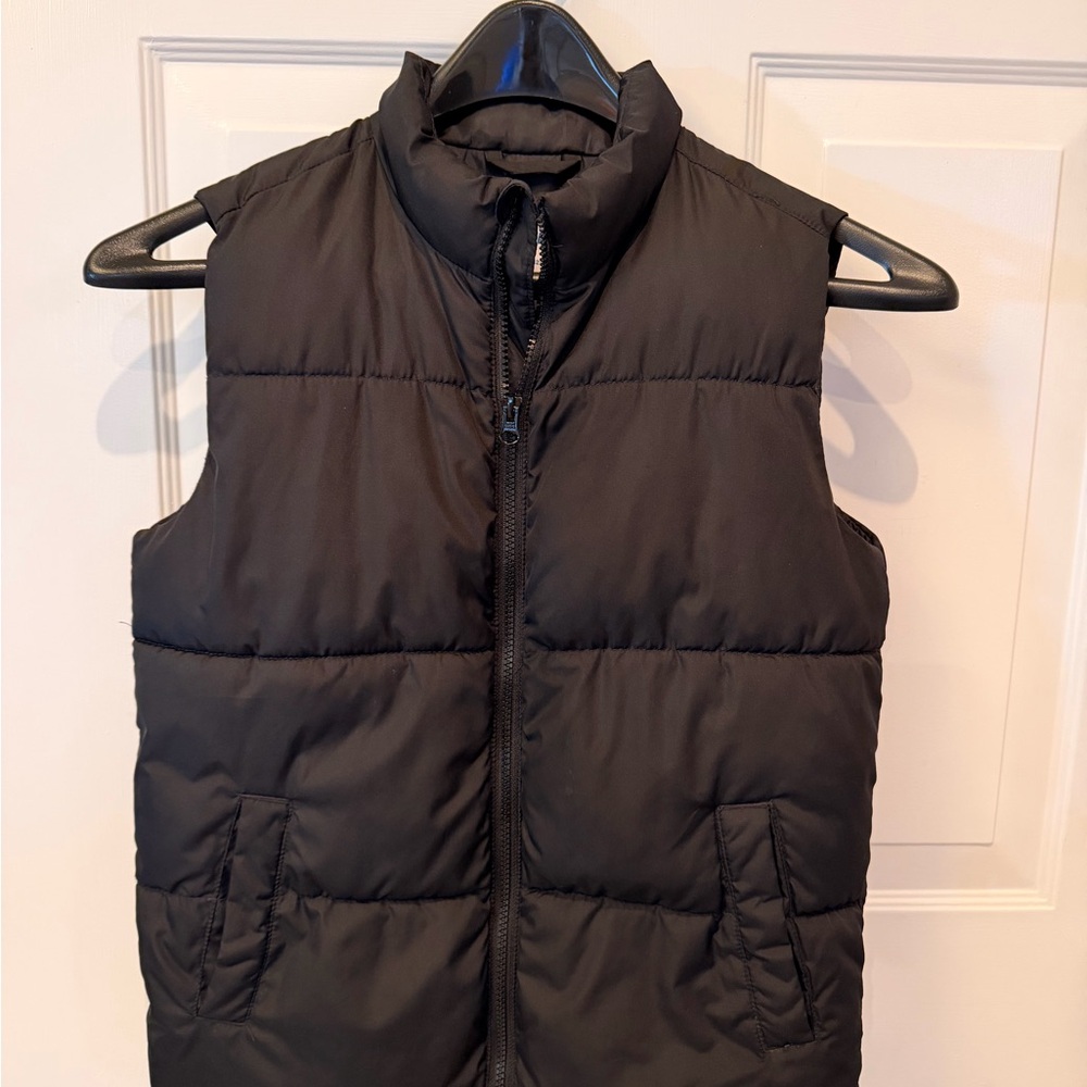Old Navy Kids Black Puffer Vest